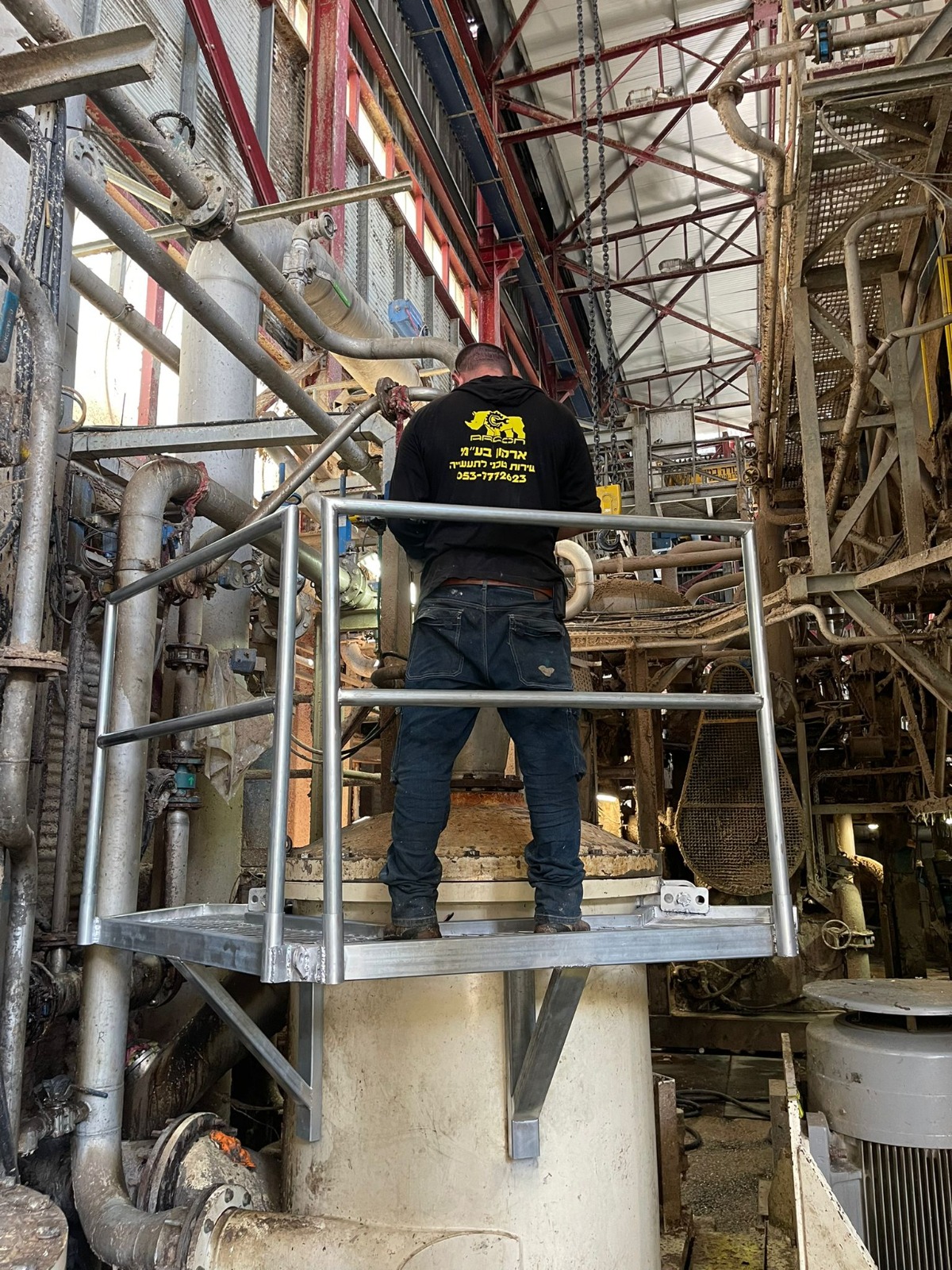 Custom service platform surrounding industrial process equipment